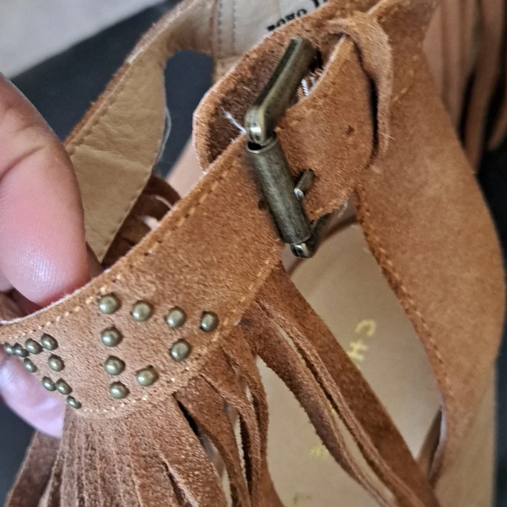 BOHO Chinese Laundry Sandals - Picture 6 of 8